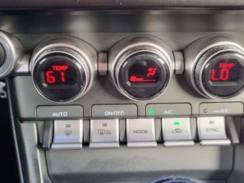 Used 2023 Toyota GR86 Premium image 30