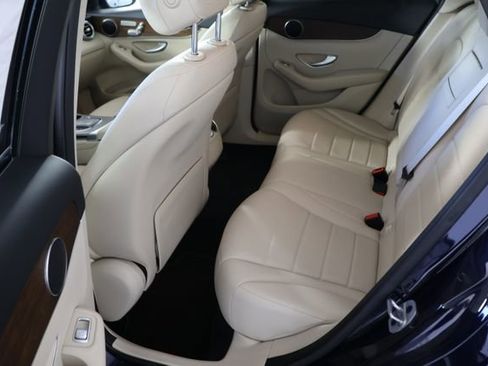 Used 2022 Mercedes-Benz GLC 300 4MATIC w/ Premium Package Lite image 20