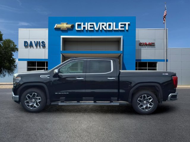 Used 2024 GMC Sierra 1500 SLT w/ SLT Premium Plus Package AWD/4WD image 6