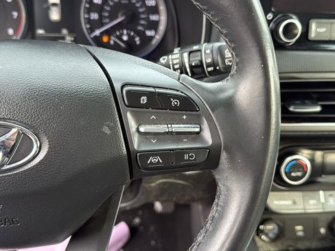 Used 2023 Hyundai Kona SEL w/ Convenience Package image 16