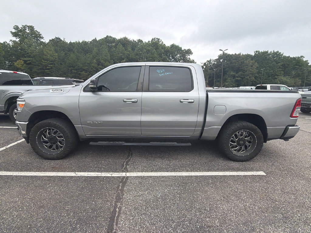 Used 2022 RAM 1500 Big Horn AWD/4WD image 3