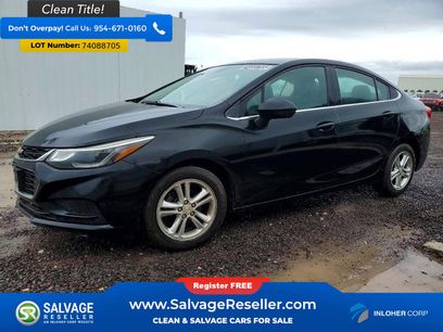 Used 2017 Chevrolet Cruze LT