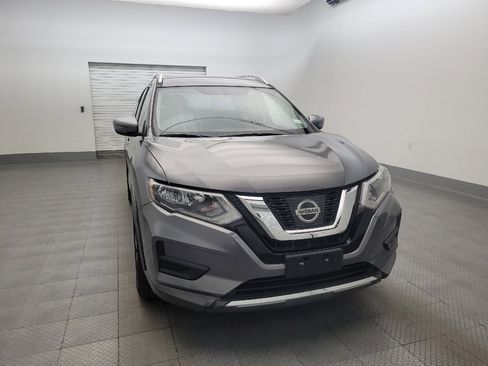 Used 2017 Nissan Rogue SV image 14