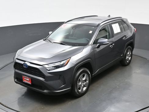 Used 2024 Toyota RAV4 XLE w/ Convenience Package AWD/4WD image 37