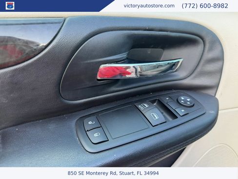 Used 2013 Dodge Grand Caravan American Value Package w/ UConnect Hands-Free Group image 10