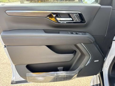 New 2026 Chevrolet Tahoe Premier RWD image 19