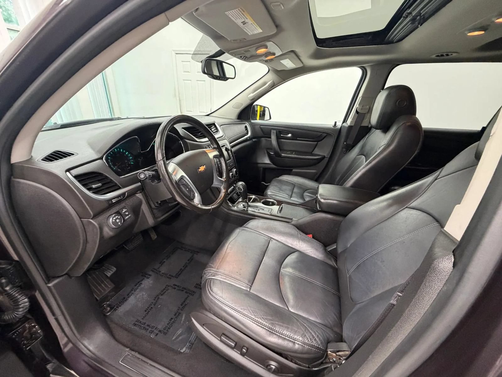 Used 2015 Chevrolet Traverse LT AWD/4WD image 14