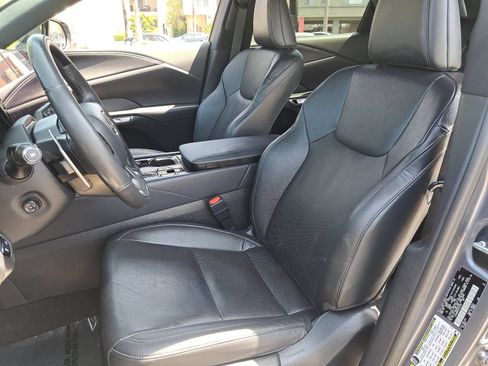 Used 2023 Lexus RX 350 Premium Plus w/ Cold Area Package FWD image 16