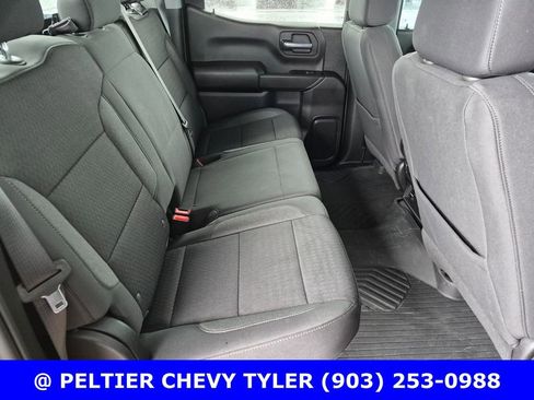 Used 2023 Chevrolet Silverado 1500 Custom image 16