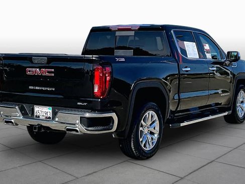 Used 2022 GMC Sierra 1500 SLT w/ SLT Premium Plus Package AWD/4WD image 12