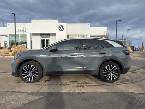 Certified 2023 Volkswagen ID.4 Pro S Plus image 2