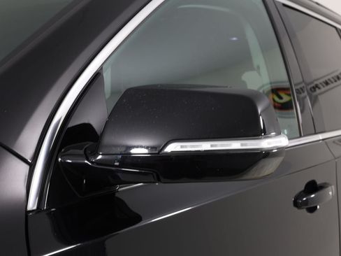 Used 2019 Chevrolet Traverse LT FWD image 47