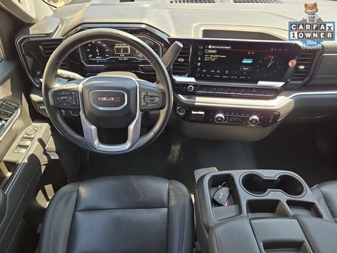 Used 2025 GMC Sierra 1500 SLT AWD/4WD image 14