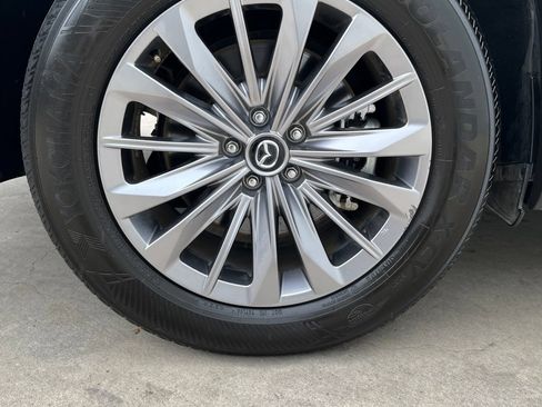 Used 2025 MAZDA CX-90 3.3 Turbo w/ Preferred Package AWD/4WD image 26