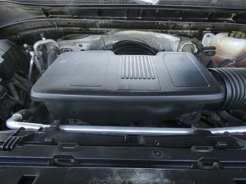 Used 2023 Chevrolet Silverado 1500 Custom Trail Boss AWD/4WD image 18