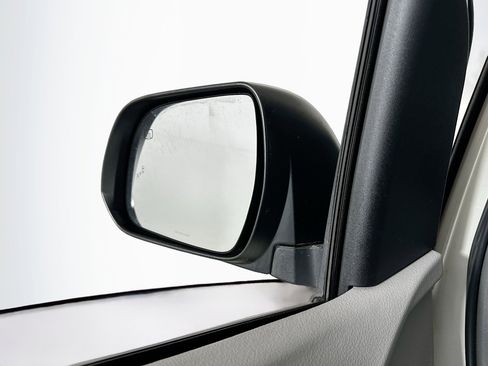 Used 2015 Toyota Sienna XLE Premium image 16