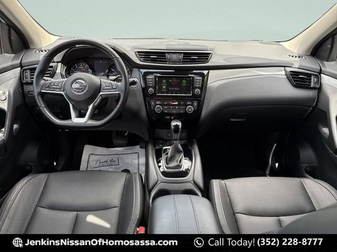 Certified 2020 Nissan Rogue Sport SL w/ Premium Package image 23