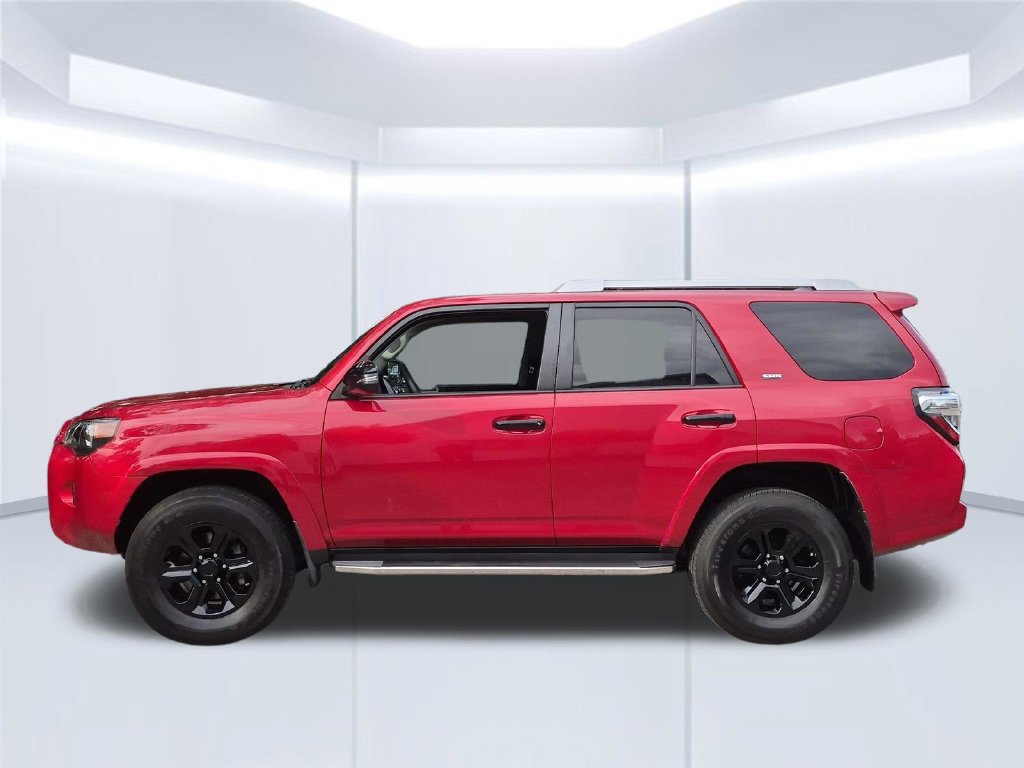 Used 2018 Toyota 4Runner SR5 Premium AWD/4WD image 2