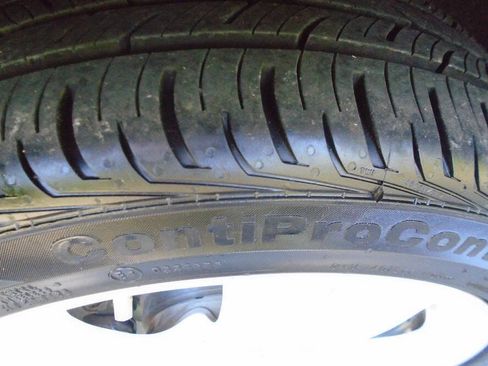 Used 2009 Mercedes-Benz C 300 Sedan image 33