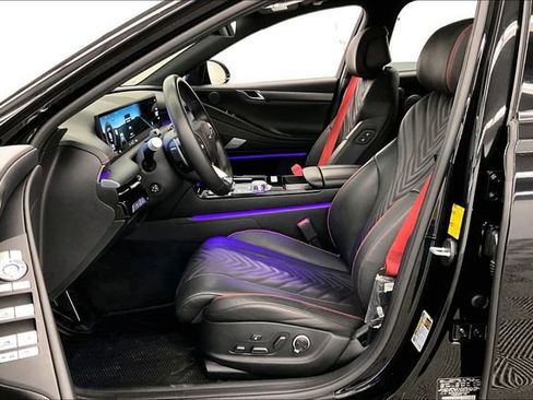 Used 2025 Genesis G80 2.5T Sport Prestige image 24