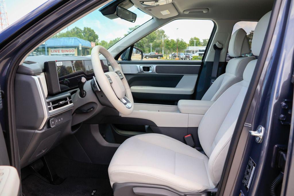 New 2026 Hyundai Santa Fe SE FWD image 7