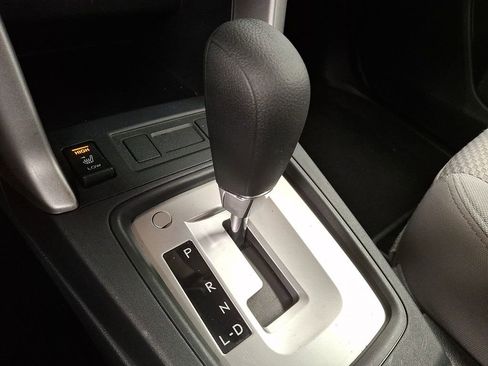 Used 2016 Subaru Forester 2.5i Premium image 13