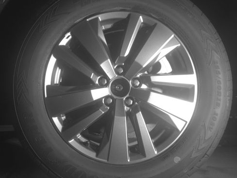 Used 2025 Nissan Pathfinder SV image 14