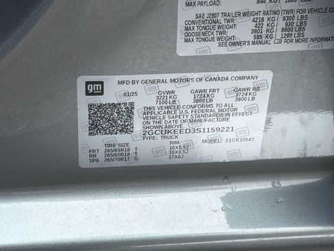Used 2025 Chevrolet Silverado 1500 RST w/ LPO, Liner Protection Package AWD/4WD image 30
