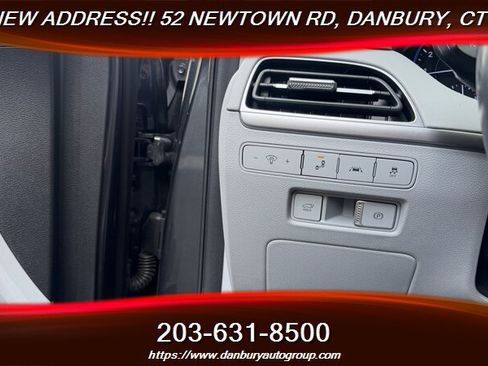 Used 2020 Hyundai Palisade SEL AWD/4WD image 17