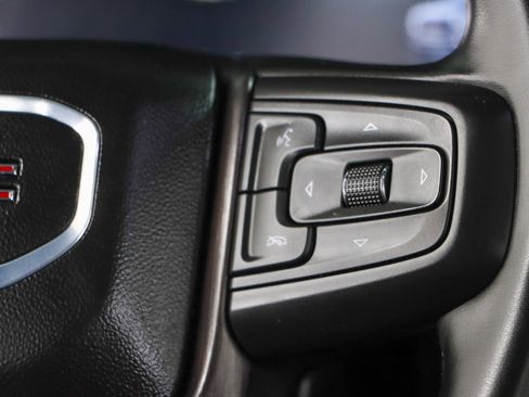 Used 2024 GMC Yukon XL AT4 w/ Technology Package image 15