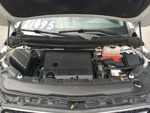 Used 2020 Buick Enclave Essence w/ Sound and Sites Package image 25