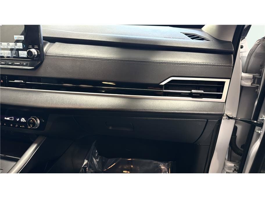 Used 2024 Mitsubishi Outlander Ralliart AWD/4WD image 22