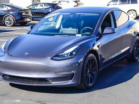 Used 2022 Tesla Model 3 Long Range image 3