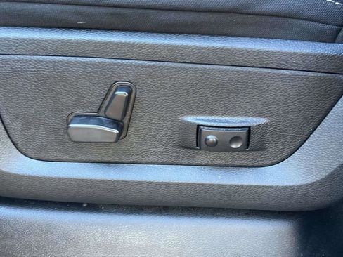 Used 2024 RAM 2500 Big Horn w/ Night Edition image 24