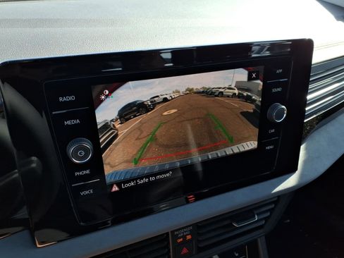 New 2026 Volkswagen Jetta SE FWD image 14