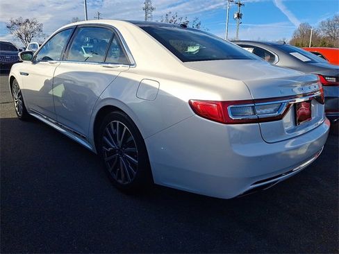 Used 2017 Lincoln Continental Select w/ Climate Package image 5