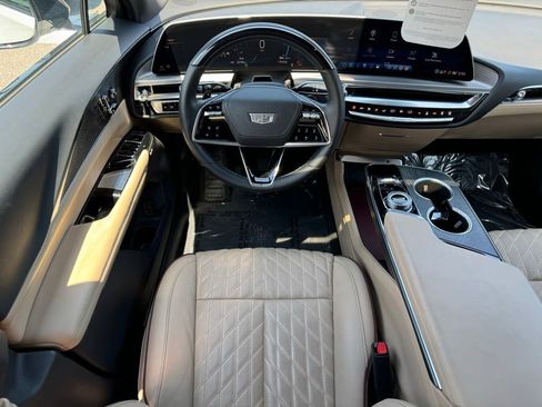 Used 2024 Cadillac Lyriq Sport AWD/4WD image 14