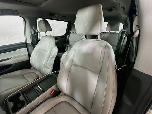 Used 2018 Honda Odyssey EX-L image 16