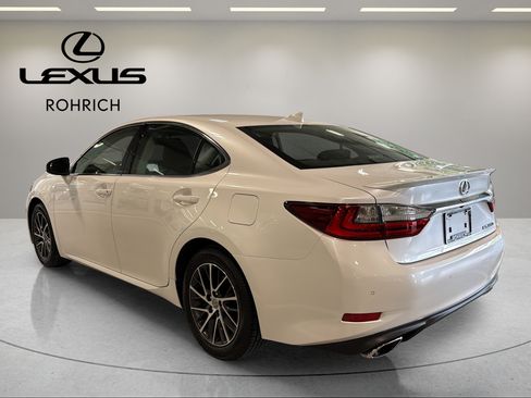 Used 2016 Lexus ES 350 w/ Navigation System Package FWD image 8