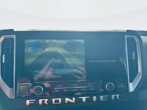 Certified 2025 Nissan Frontier SV RWD image 21