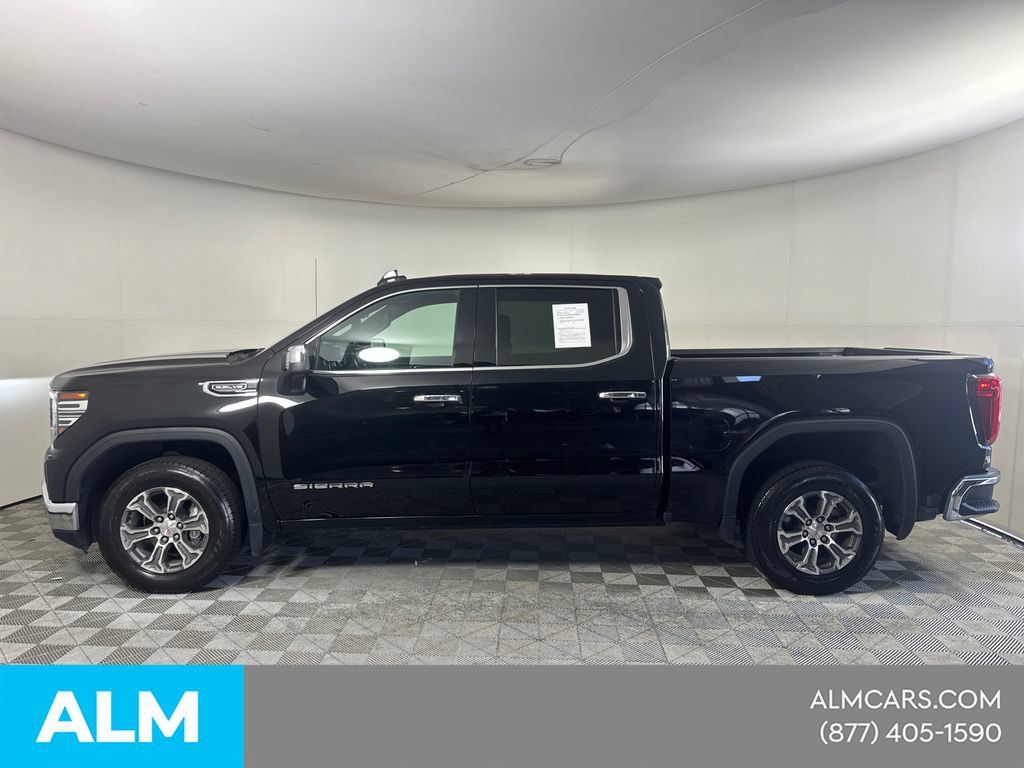 Used 2025 GMC Sierra 1500 SLT RWD image 10