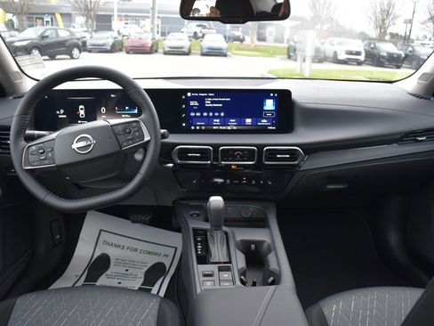 Used 2026 Nissan Sentra SV w/ SV Convenience Package FWD image 27