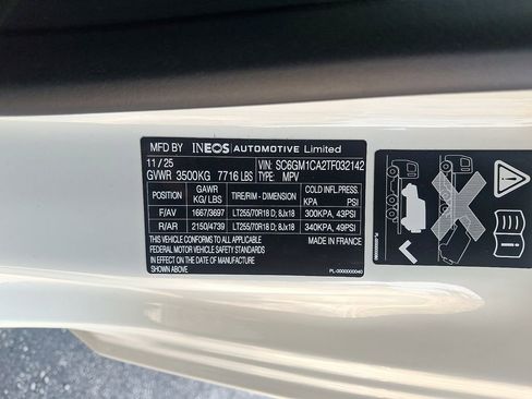 Used 2026 INEOS Grenadier Fieldmaster Edition image 25