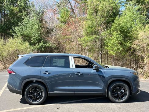 New 2026 Toyota Grand Highlander AWD Hybrid image 6