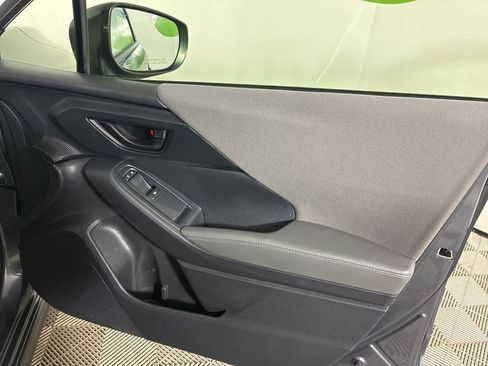 Used 2024 Subaru Crosstrek 2.0i Premium image 33