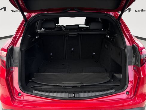 Used 2022 Alfa Romeo Stelvio Sprint image 8