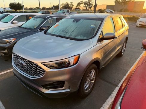 Used 2024 Ford Edge SEL image 1