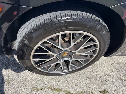 Used 2018 Porsche Macan S AWD/4WD image 9