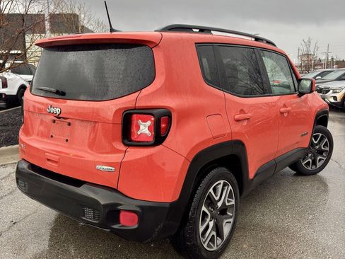 Used 2018 Jeep Renegade Latitude w/ UConnect 8.4 Nav Group image 5