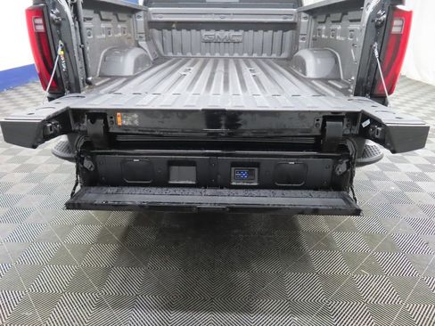 Used 2025 GMC Sierra 2500 Denali Ultimate w/ Max Trailering Package image 37